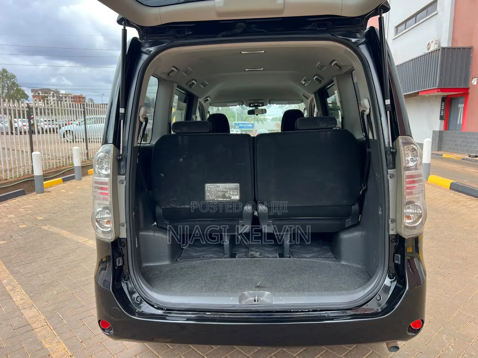 Toyota Voxy 2009 Black