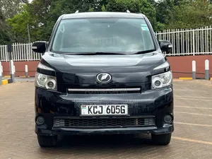 Toyota Voxy 2009 Black