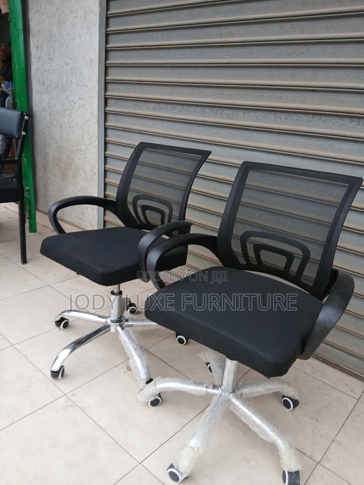 Black Mesh Office Chair