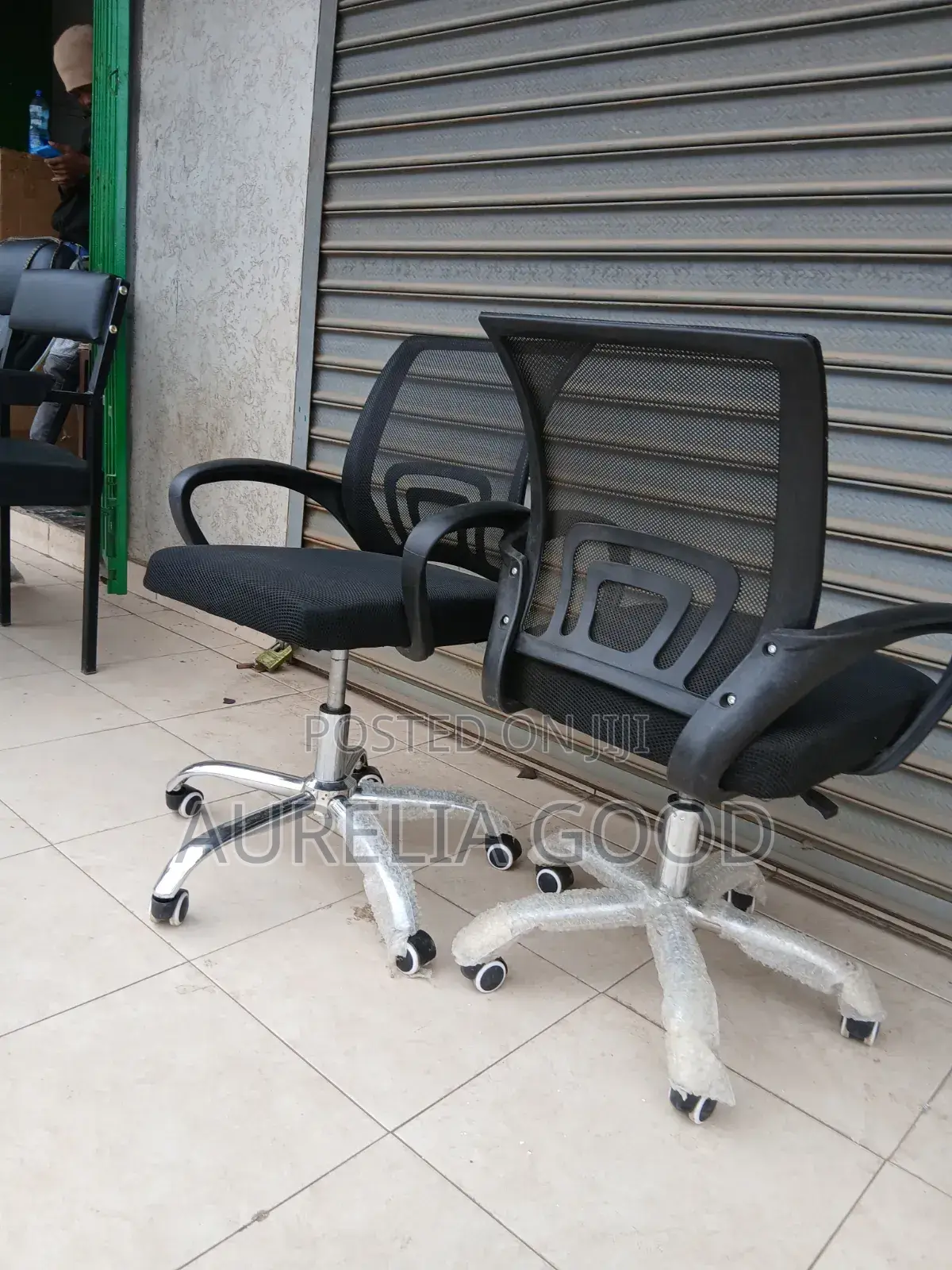 Black Mesh Office Chair