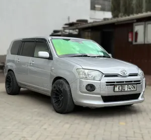 Toyota Succeed 2018 Silver