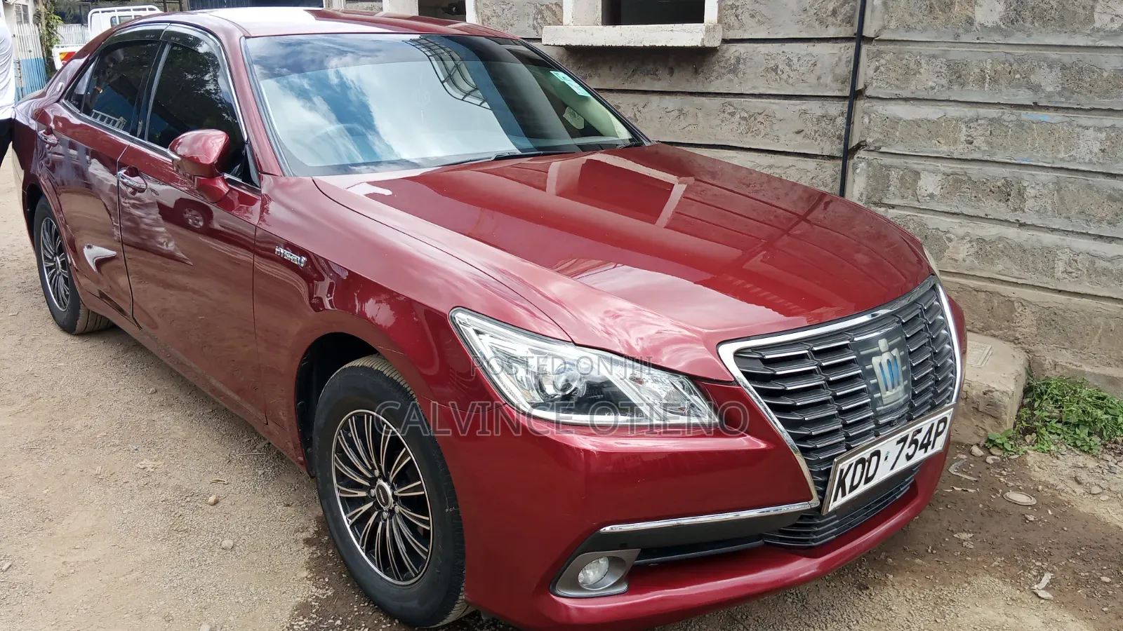 Toyota Crown 2014 Maroon