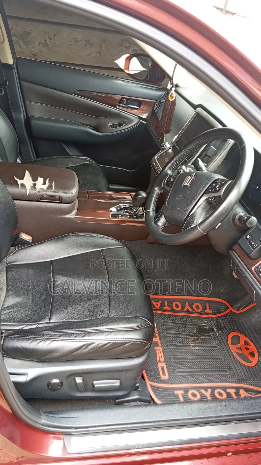 Toyota Crown 2014 Maroon