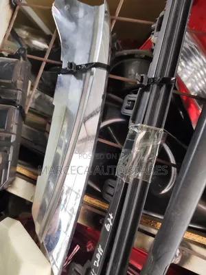 Headlight Chrome Fielder 165