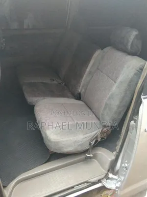Toyota TownAce Noah 2001 Silver