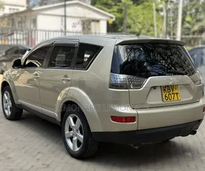 Mitsubishi Outlander 2.4i GLS Automatic 2006 Gold