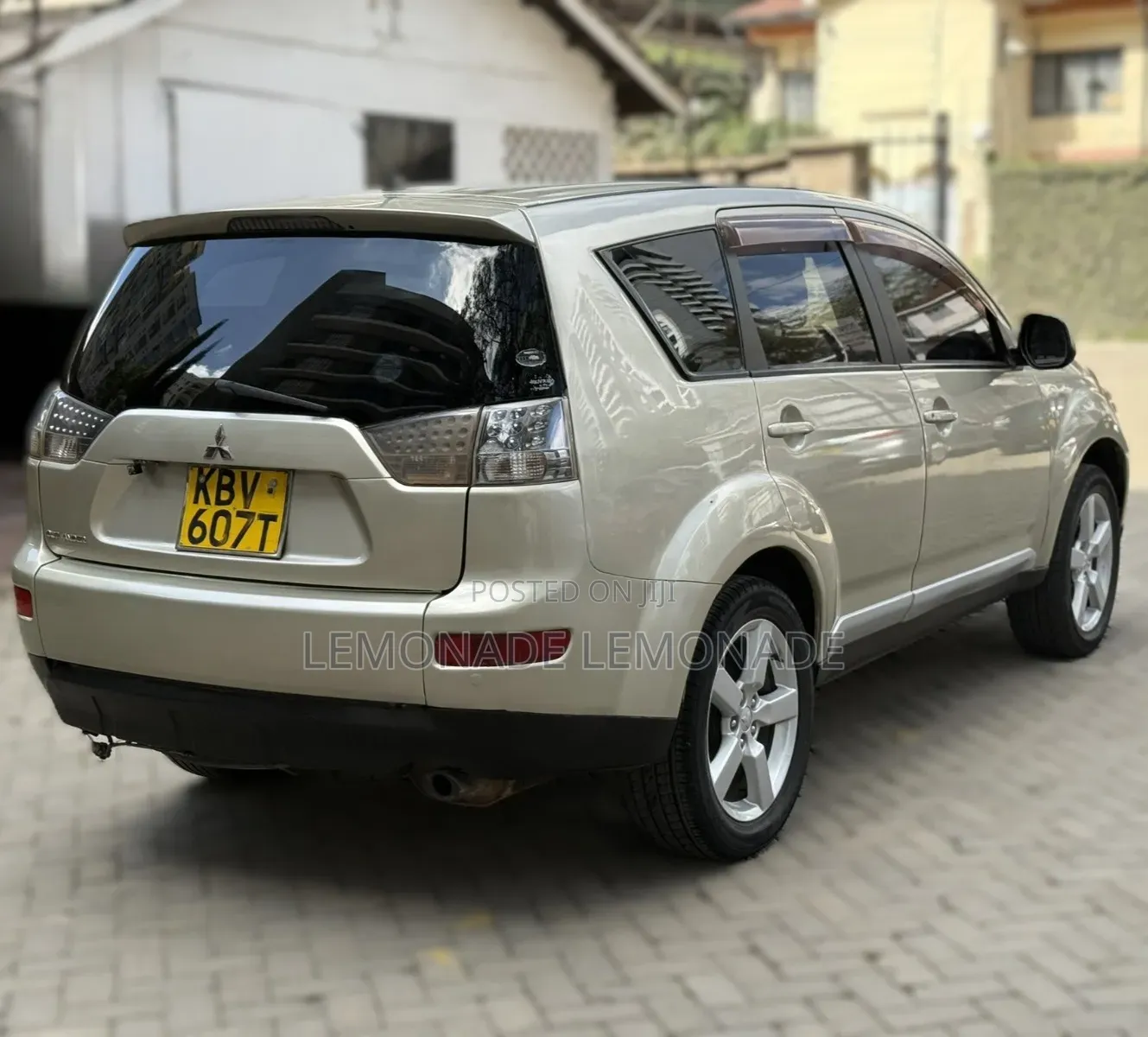 Mitsubishi Outlander 2.4i GLS Automatic 2006 Gold
