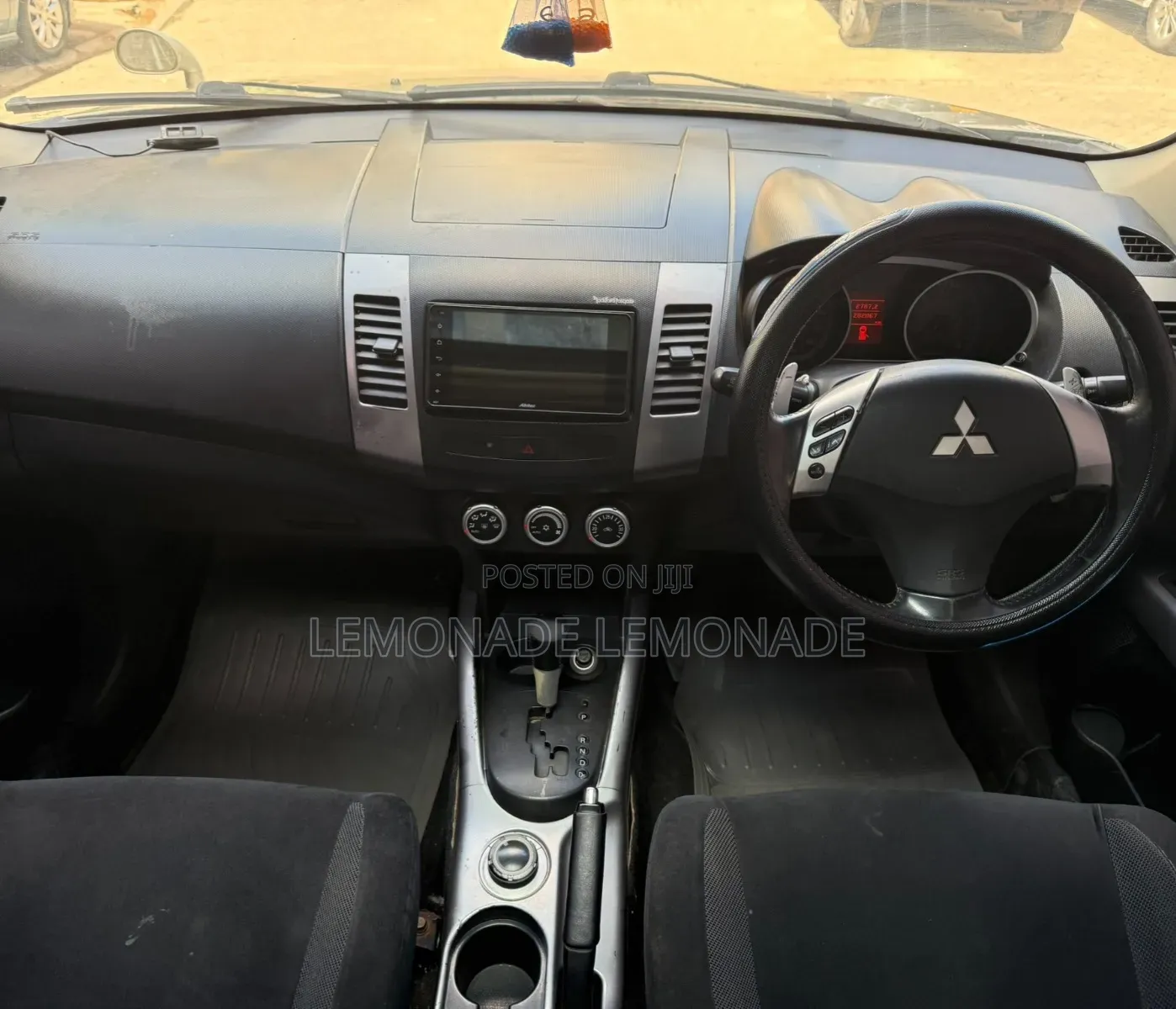 Mitsubishi Outlander 2.4i GLS Automatic 2006 Gold
