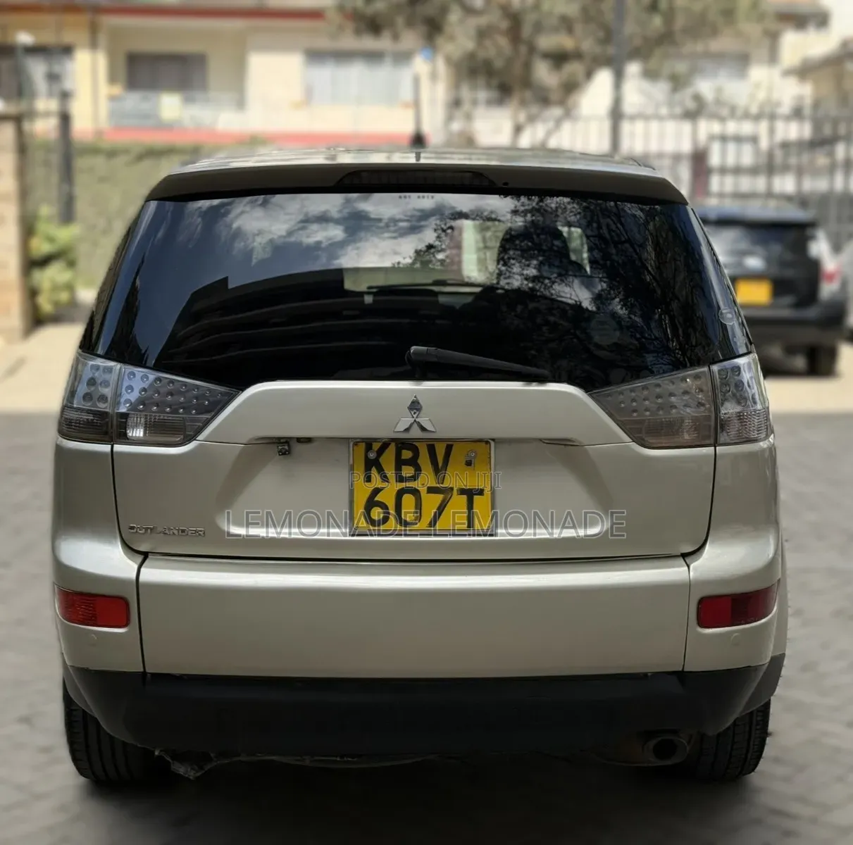 Mitsubishi Outlander 2.4i GLS Automatic 2006 Gold