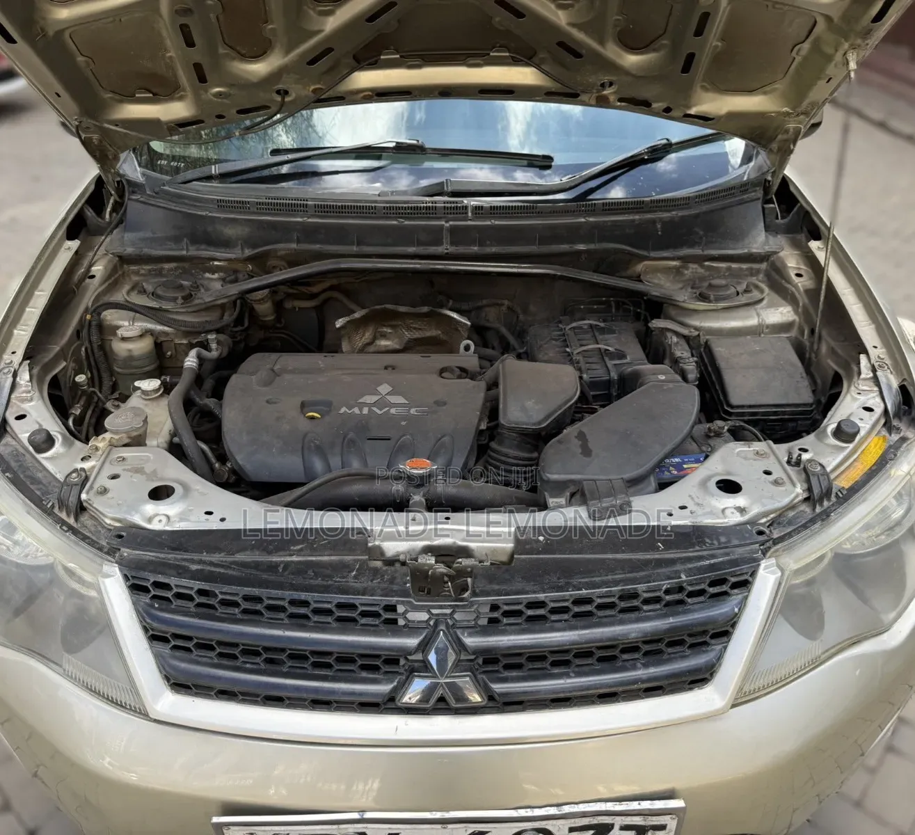Mitsubishi Outlander 2.4i GLS Automatic 2006 Gold