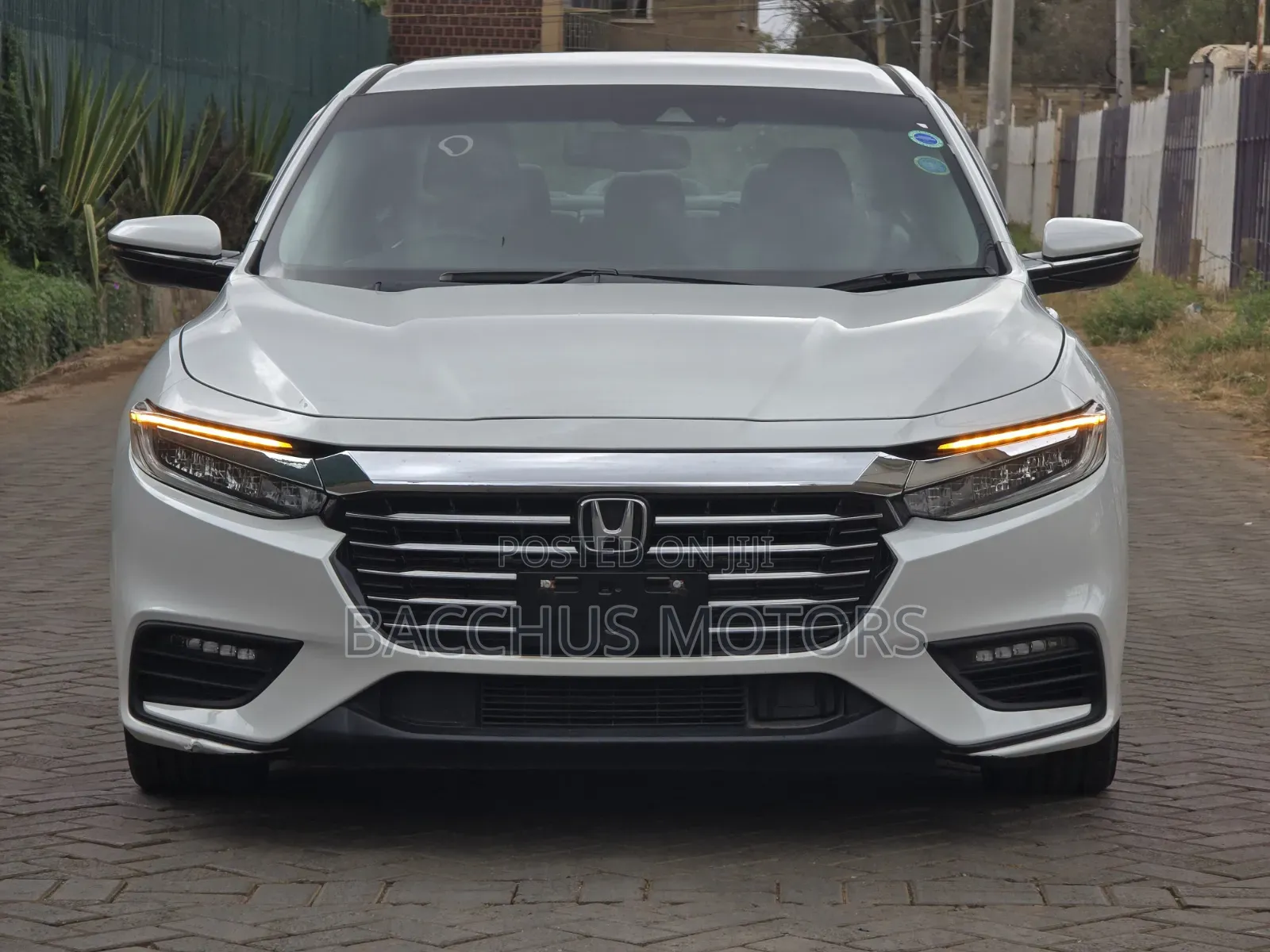 Honda Insight Touring 2019 White