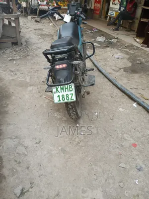 Bajaj Boxer 150 UG 2026 Black