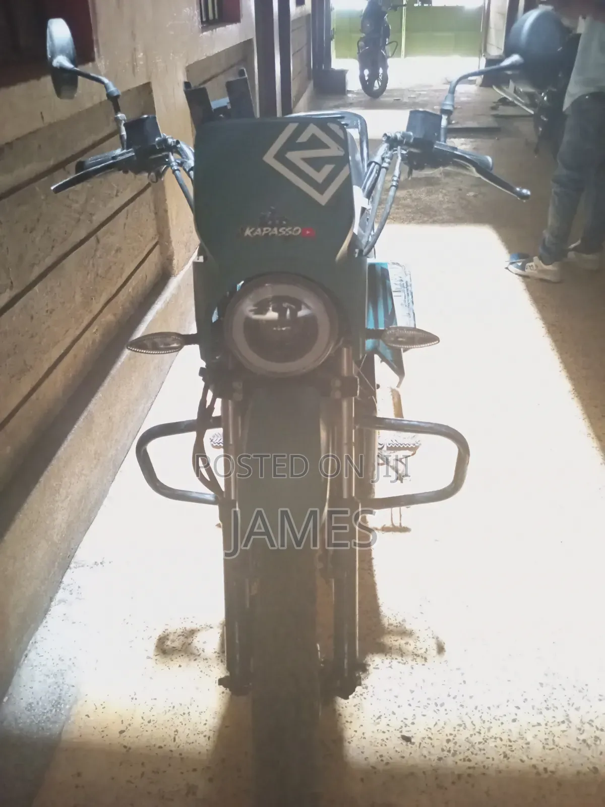 Bajaj Boxer 150 UG 2026 Black