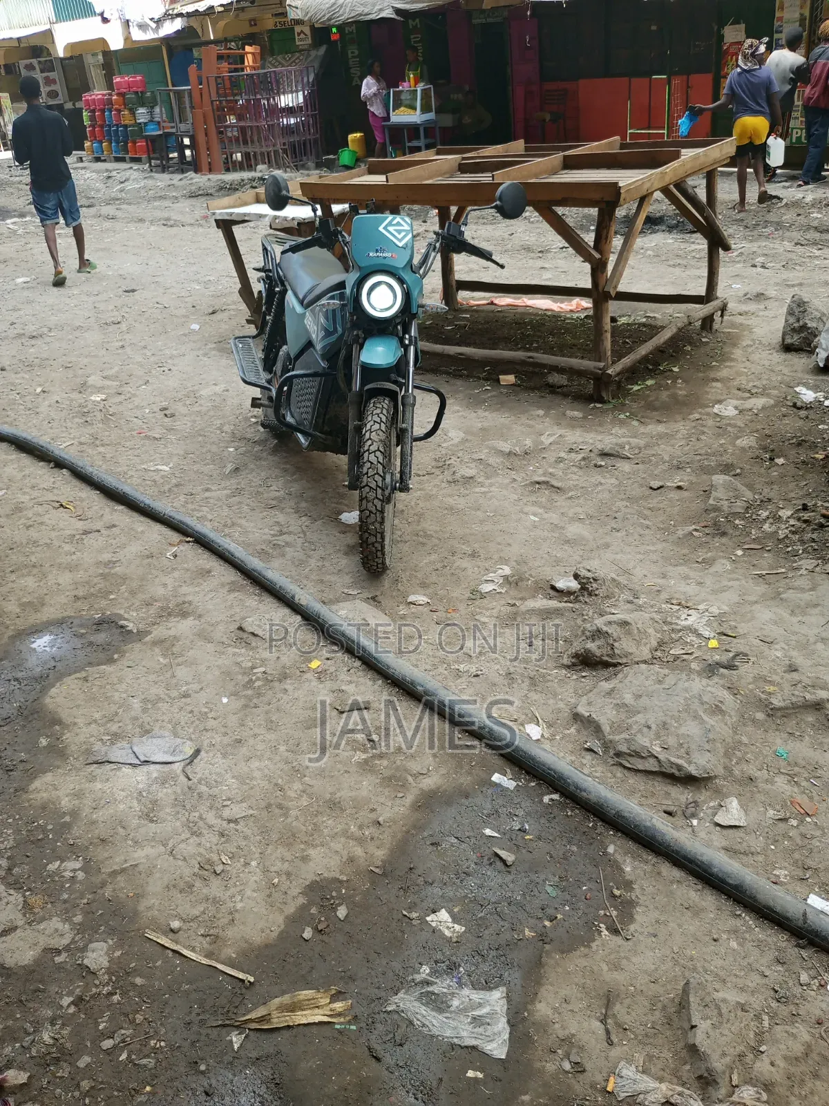 Bajaj Boxer 150 UG 2026 Black