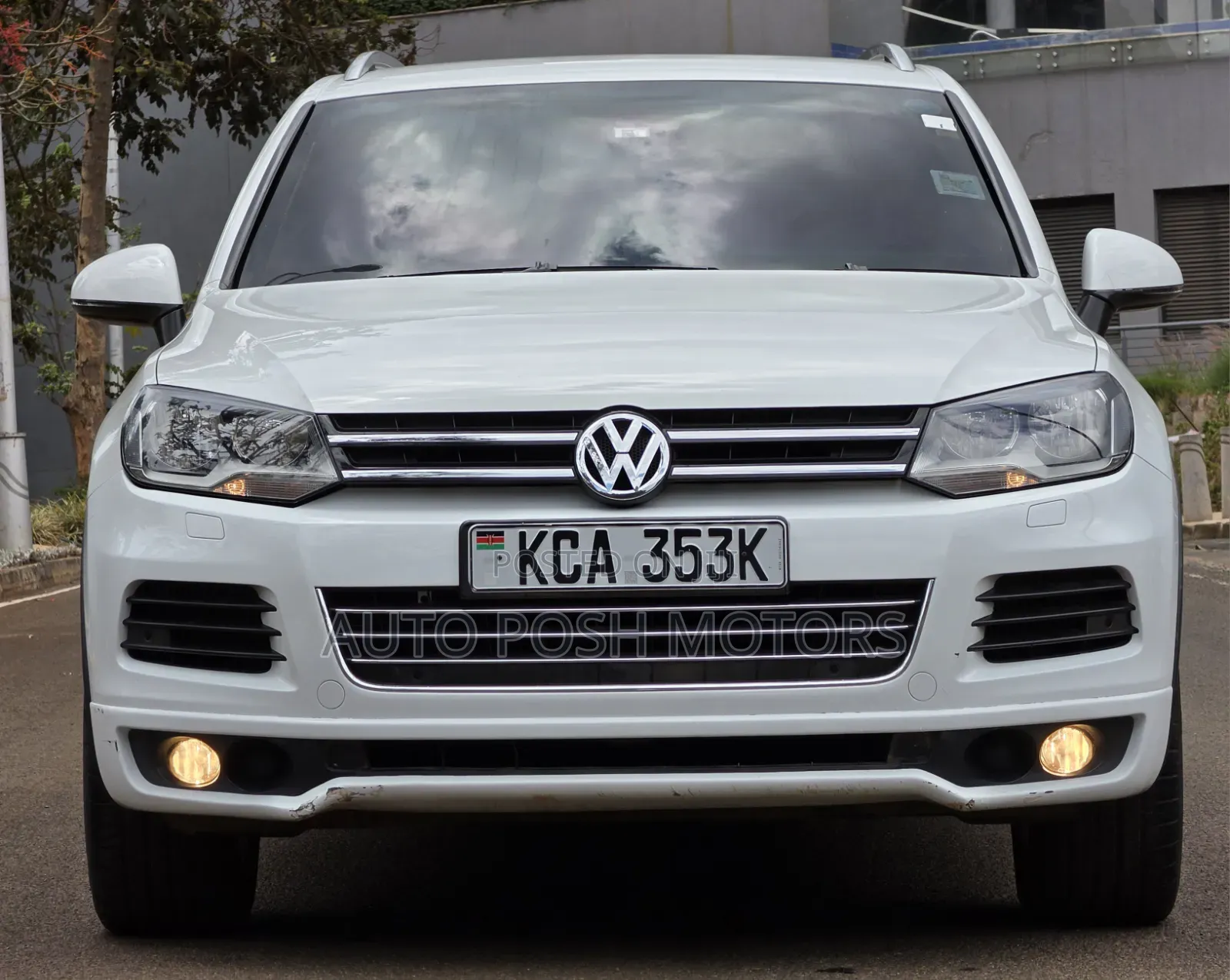Volkswagen Touareg 2012 White