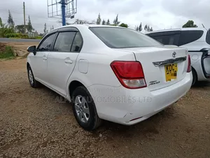 Toyota Axio 1.3 X 2WD 2013 White