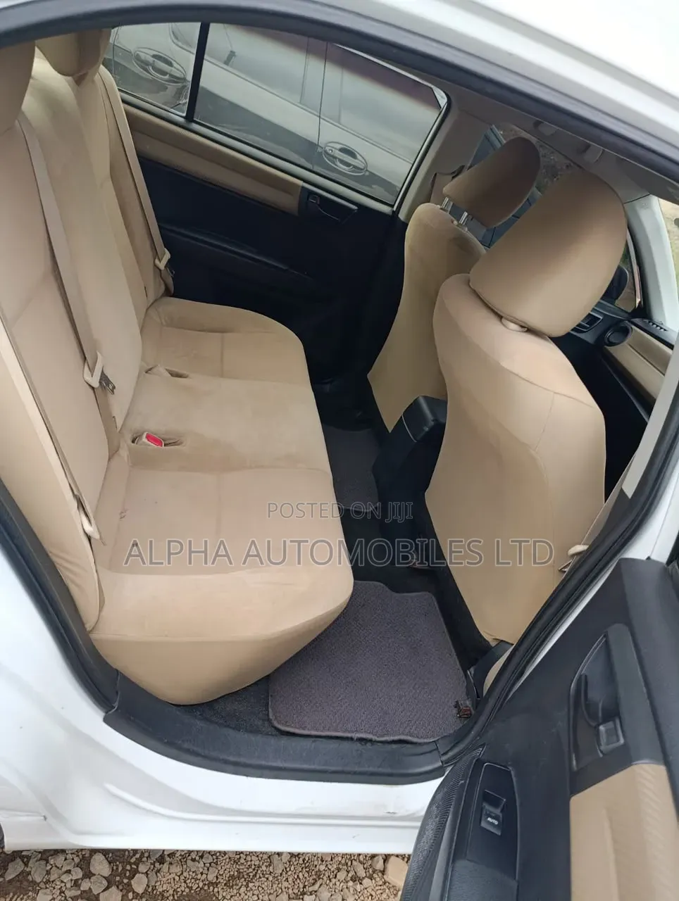 Toyota Axio 1.3 X 2WD 2013 White