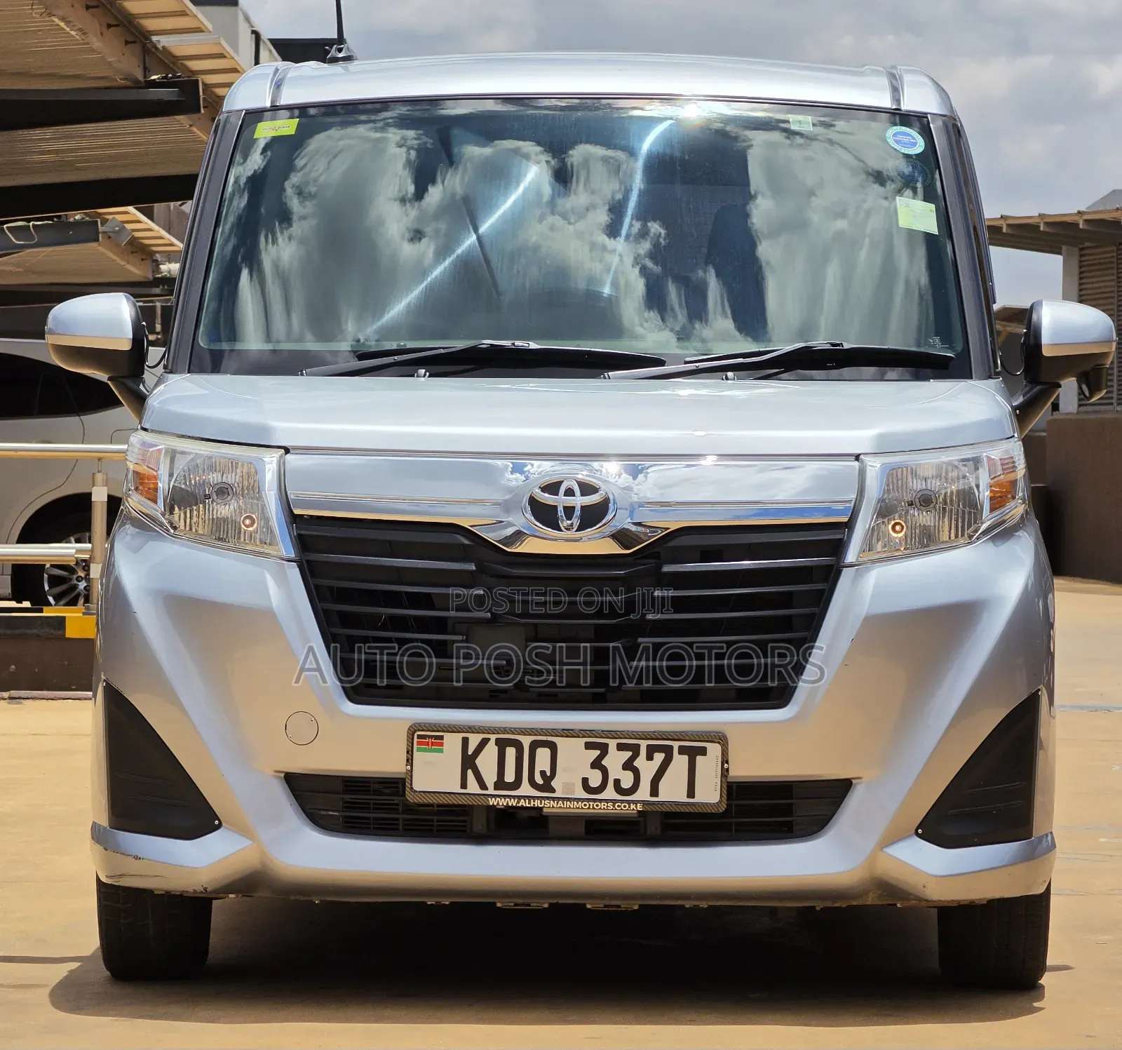 Toyota Roomy 2017 Silver