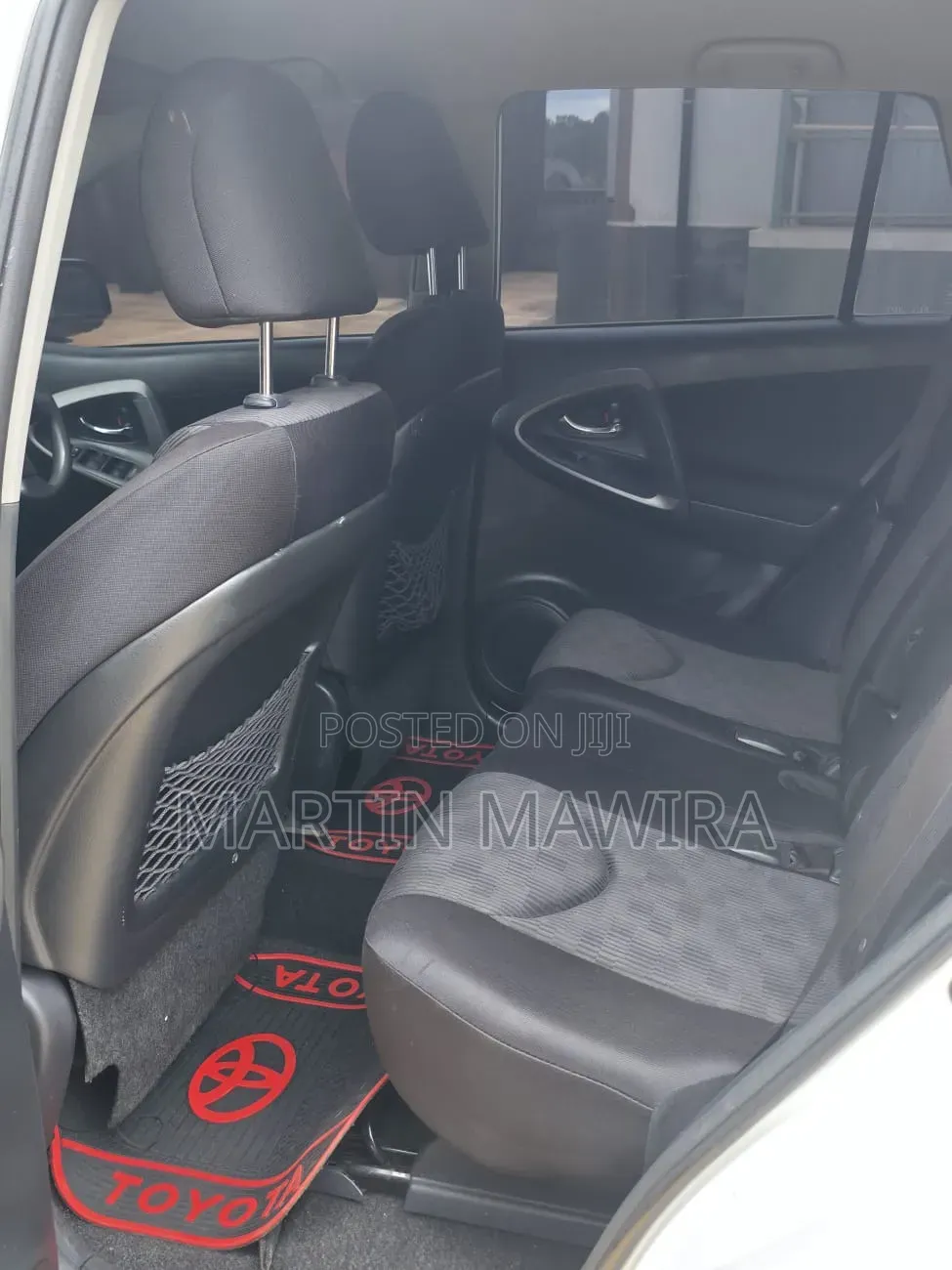 Toyota RAV4 2012 White