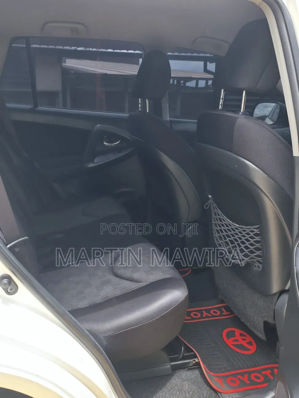 Toyota RAV4 2012 White