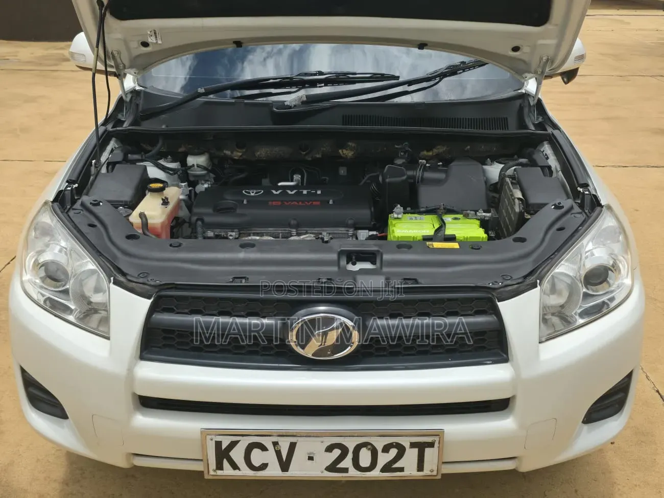 Toyota RAV4 2012 White