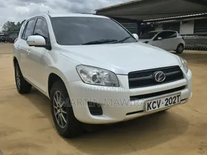 Toyota RAV4 2012 White