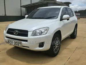 Toyota RAV4 2012 White