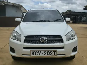 Toyota RAV4 2012 White