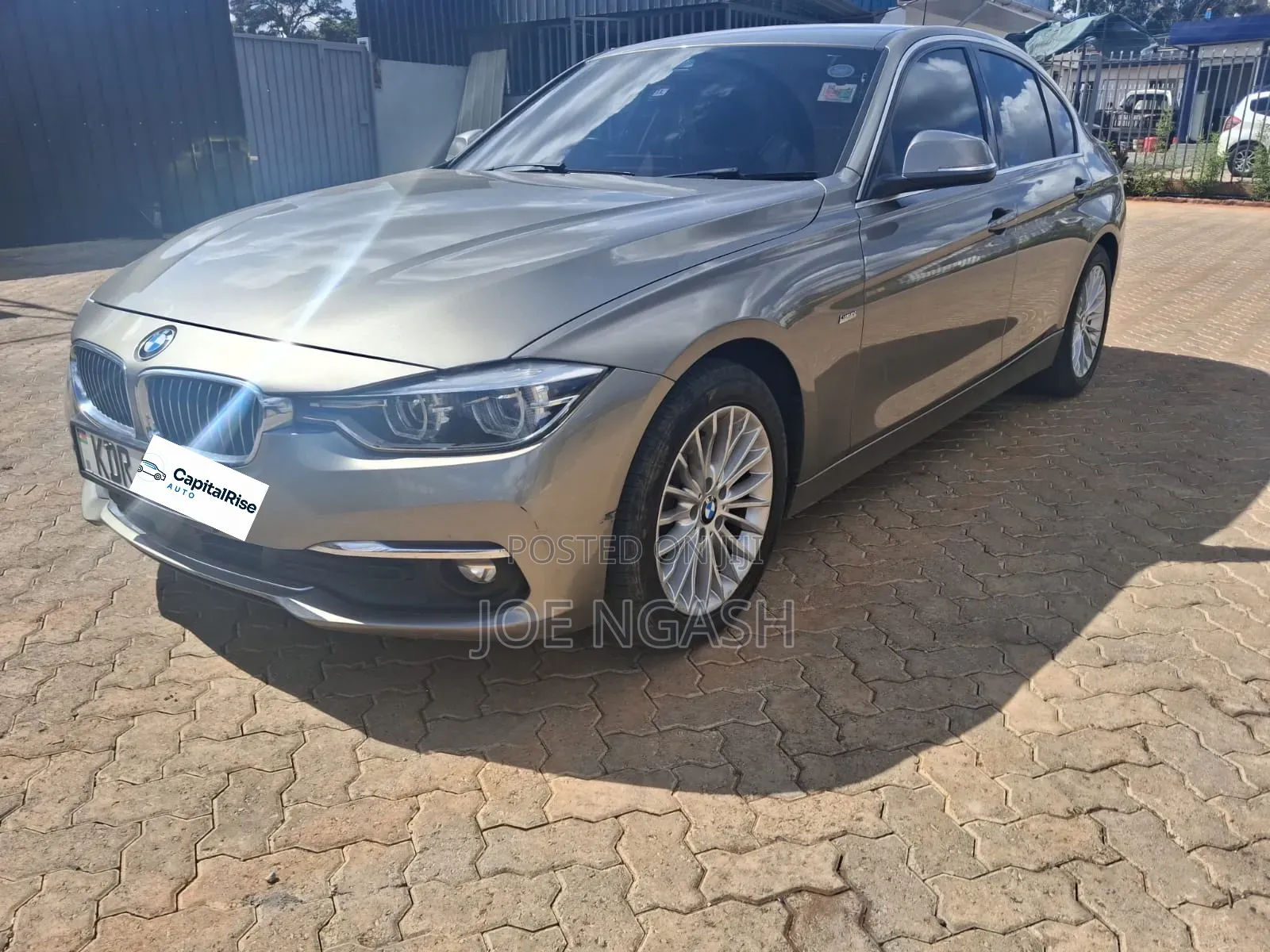 BMW 320i 2017 Brown
