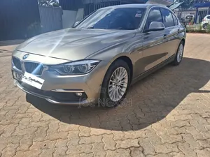 BMW 320i 2017 Brown
