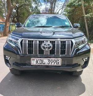 Toyota Land Cruiser Prado 2016 Black