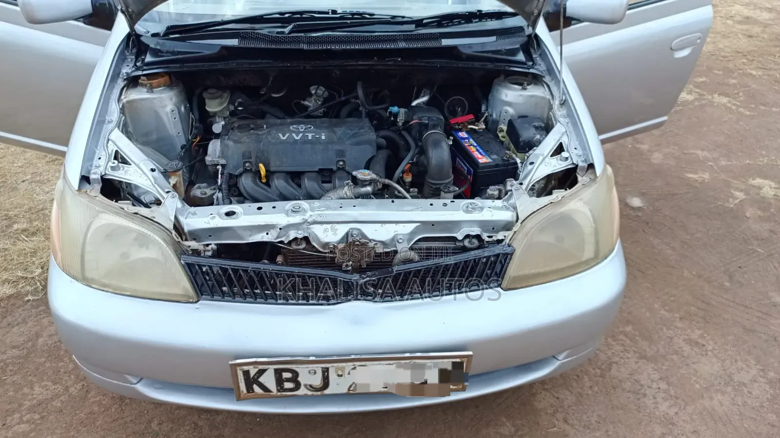 Toyota Platz 2002 Silver