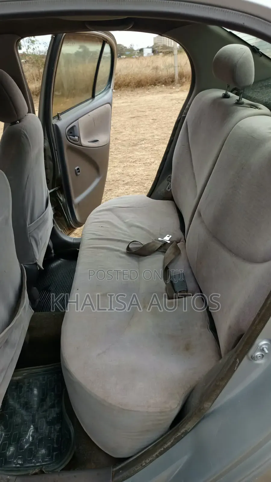 Toyota Platz 2002 Silver