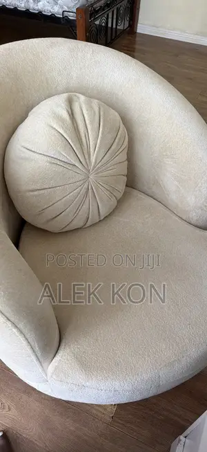 White Tub Chair