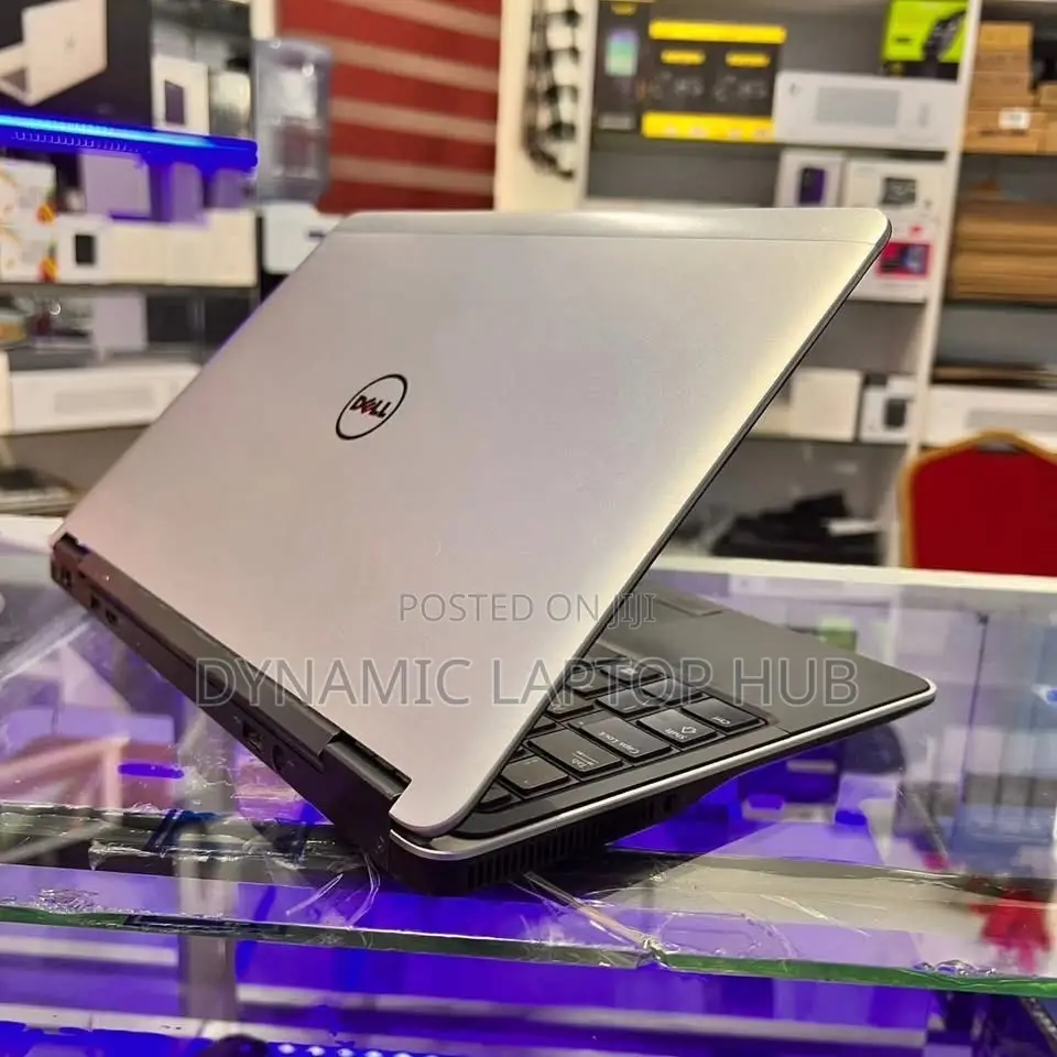 Laptop Dell Latitude E7240 8GB Intel Core i5 SSD 256GB