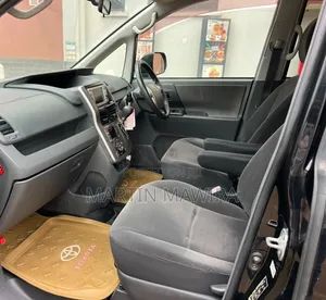 Toyota Voxy 2009 Black