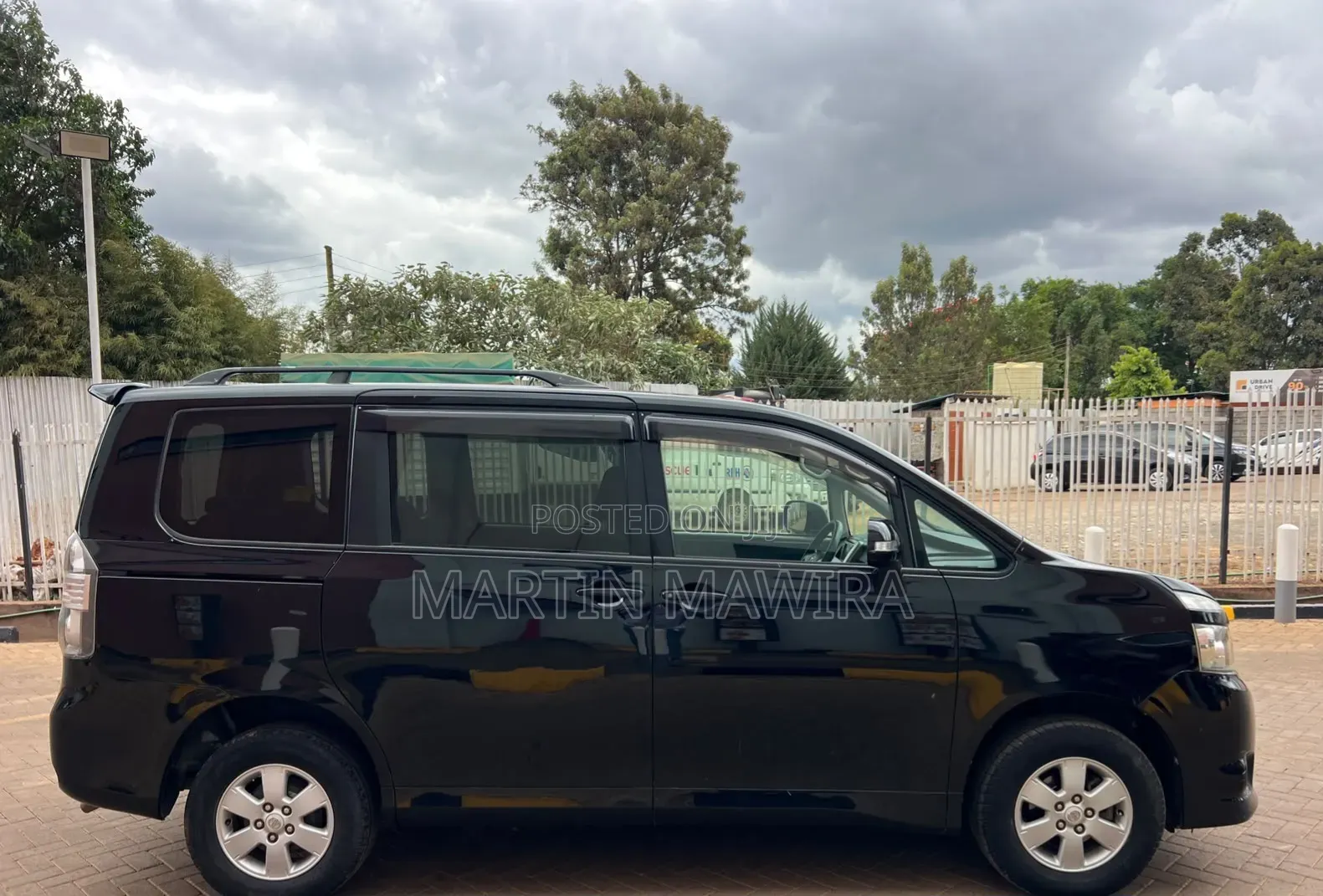 Toyota Voxy 2009 Black