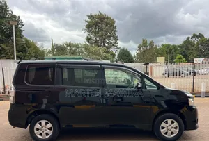 Toyota Voxy 2009 Black
