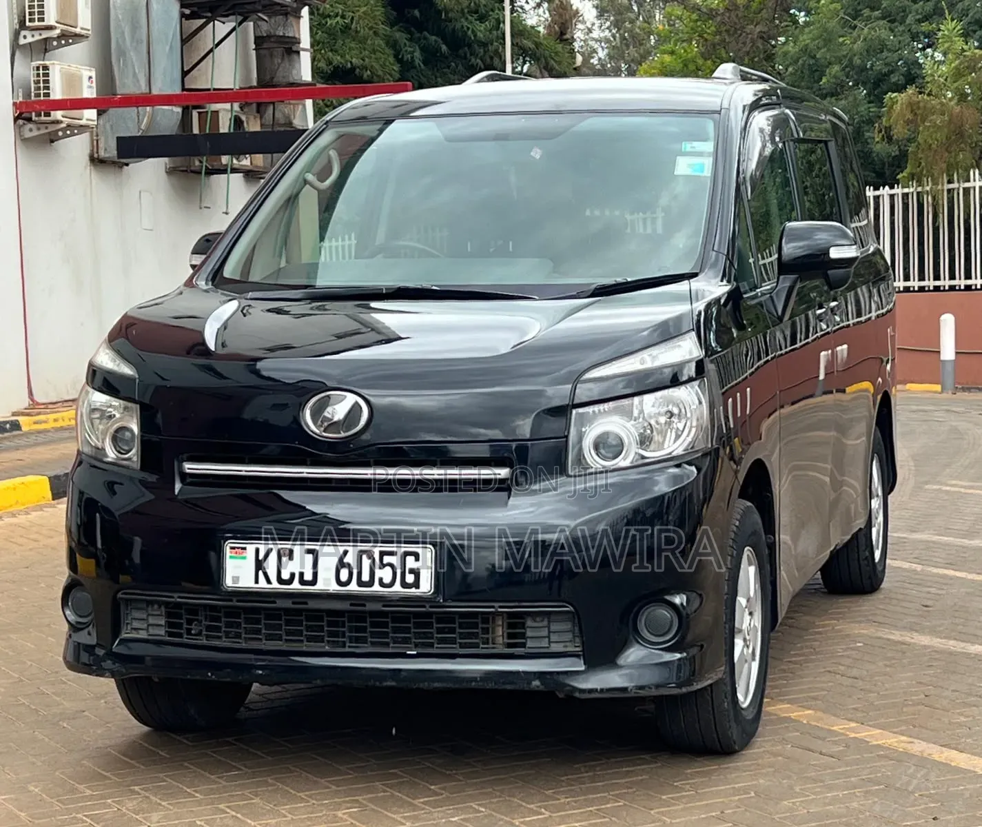 Toyota Voxy 2009 Black