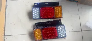 Isuzu/Mitsubishi Truck Led Tail Lights 12/24v