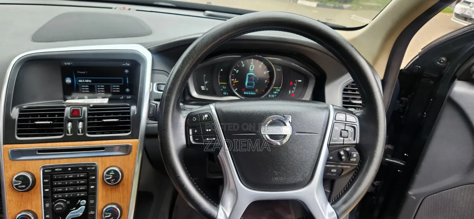 Volvo XC60 2012 Black