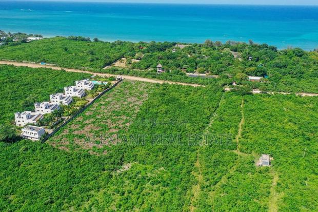 1 and 1⁄2 Acre Plot for Sale in Galu Kinondo - thumbnail 3
