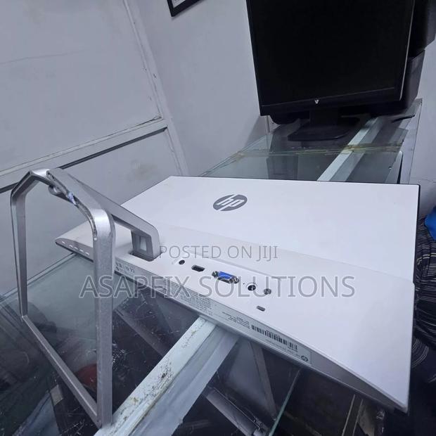 HP 23er 23-Inch Full HD - thumbnail 2
