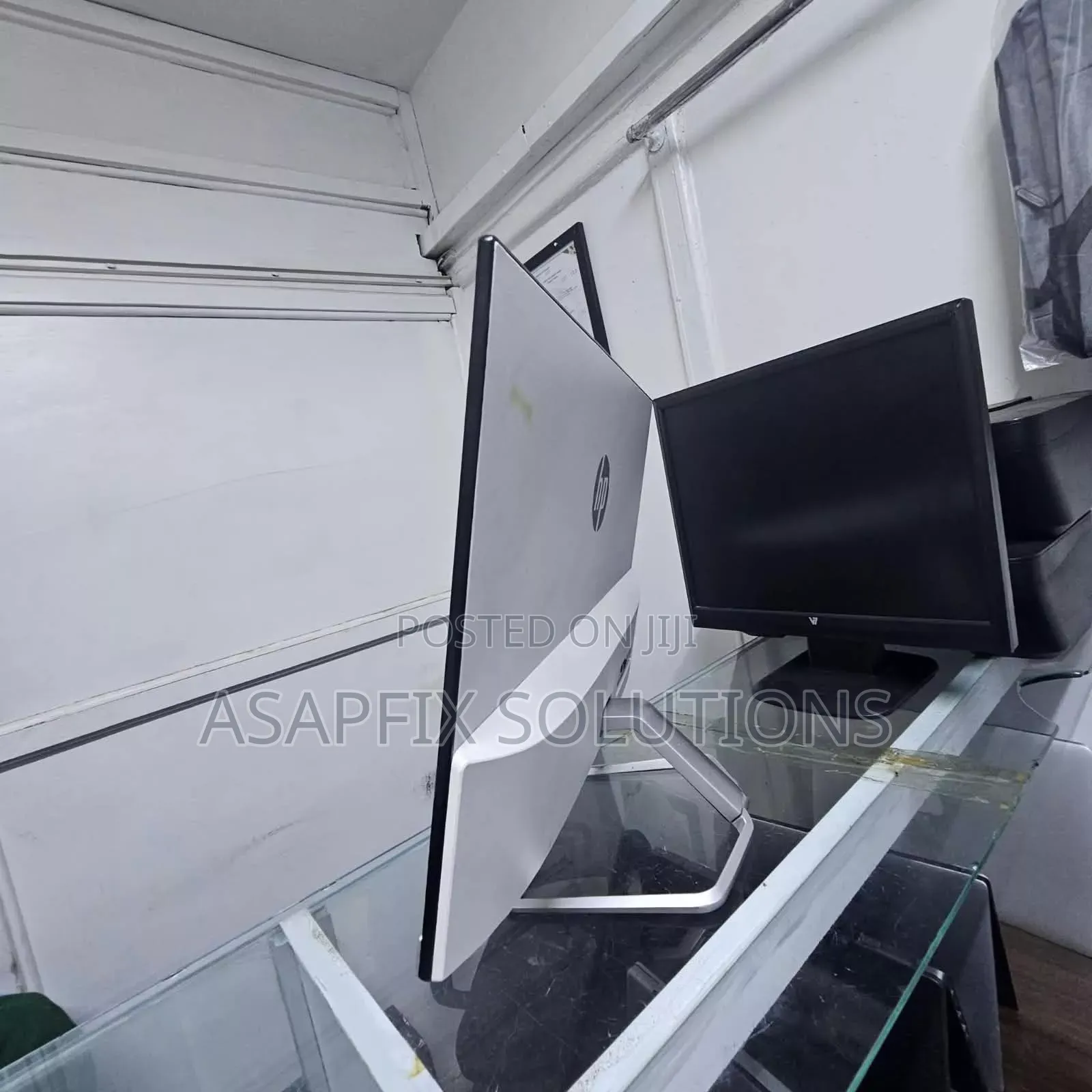 HP 23er 23-Inch Full HD