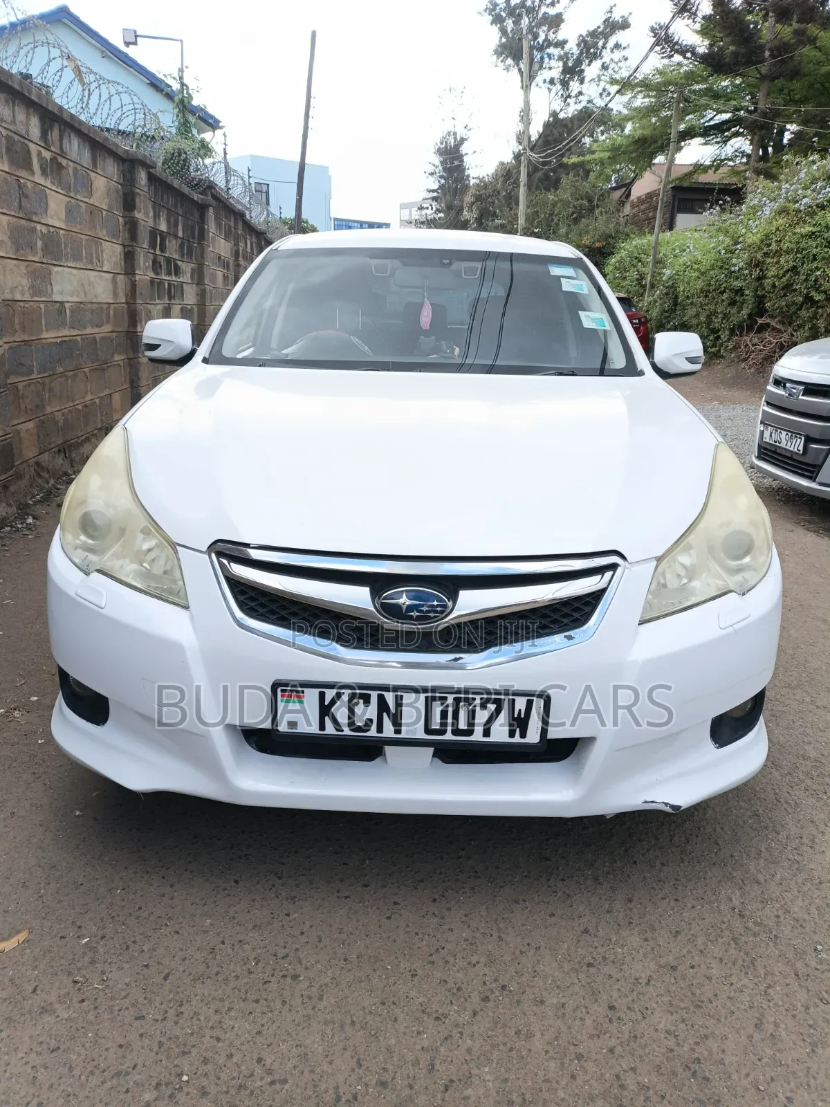 Subaru Legacy 2011 Pearl