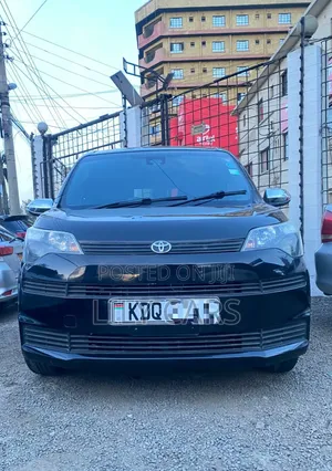 Toyota Spade 2017 Black