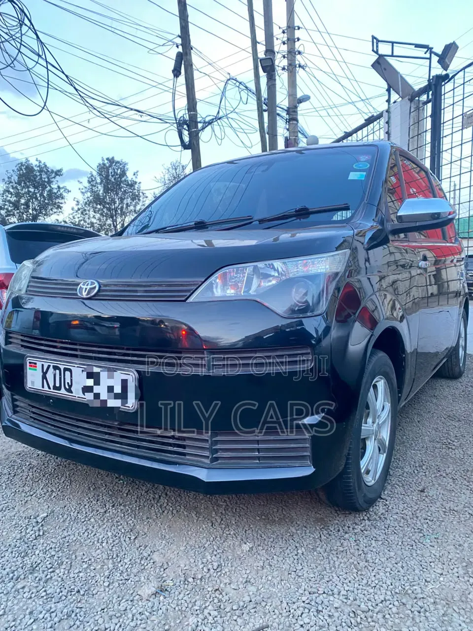 Toyota Spade 2017 Black
