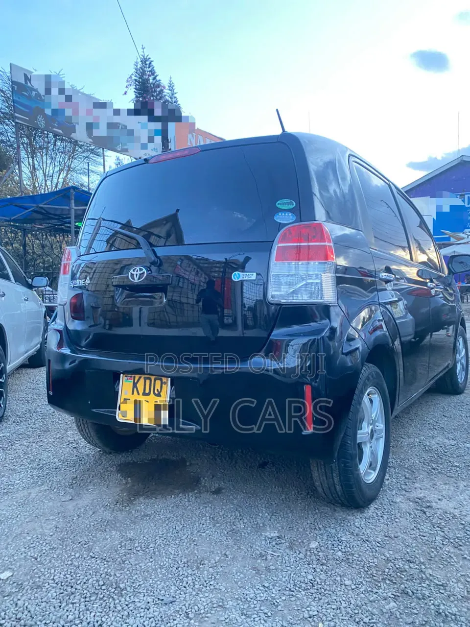 Toyota Spade 2017 Black