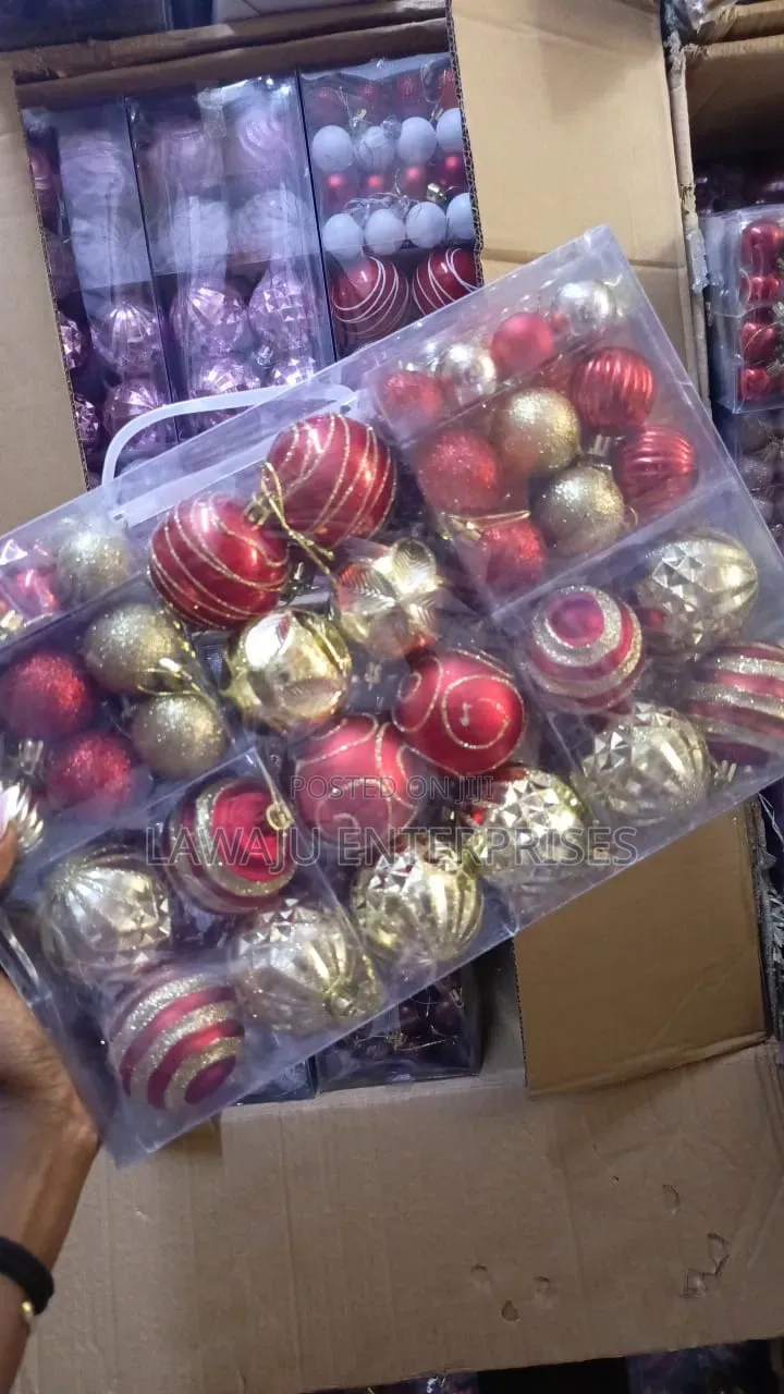 Xmas Tree Decorations