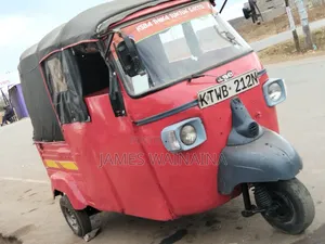 Piaggio Scooter 2016 Red